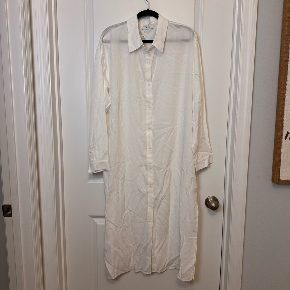 Sadie & Sage Classic White Shirt Dress - Picture 2 of 4